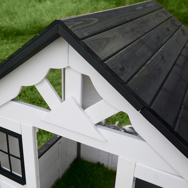 Cedar is a naturally rot-resistant structure, remains good-looking for years, and doesn’t absorb much heat so it can stay cool to the touch on the hottest days.