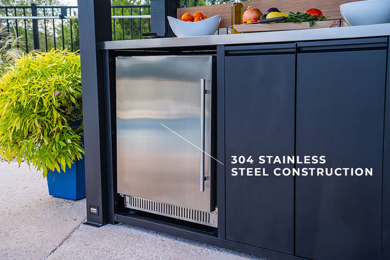 304 stainless steel construction for long-term durability and corrosion resistance.