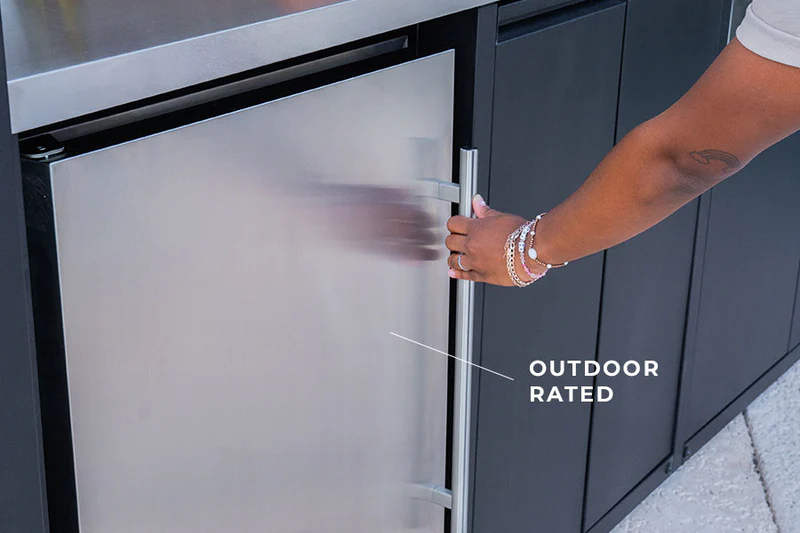 Outdoor rated to over 100° F