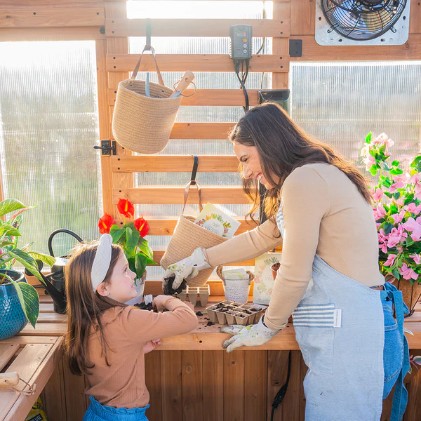From the features to the materials, Backyard Discovery greenhouses include everything needed to grow. Blend tranquility and productivity so that your greenhouse becomes your refuge, your sanctuary, your special place.